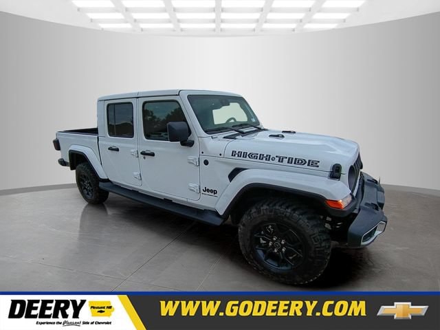 2025 Jeep Gladiator High Tide Auto's photo