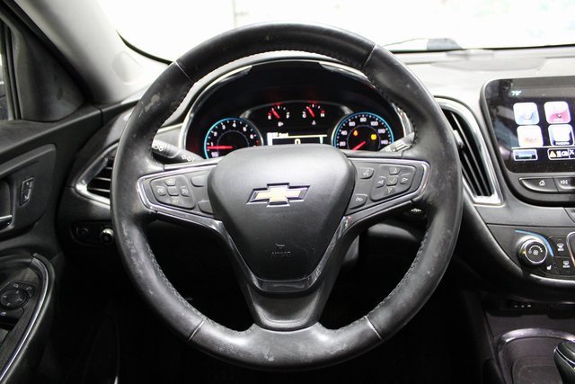 2016 Chevrolet Malibu 1LT photo 4