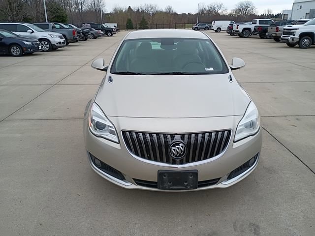Used 2015 Buick Regal Base with VIN 2G4GK5EX0F9208207 for sale in Pleasant Hill, IA