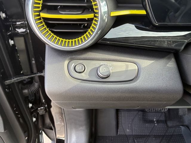 2026 Chevrolet Trax Activ - Photo 21