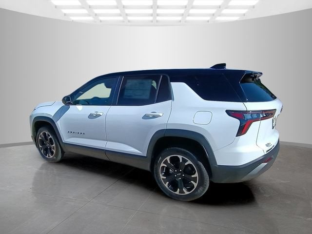 2027 Chevrolet Equinox LT - Photo 9