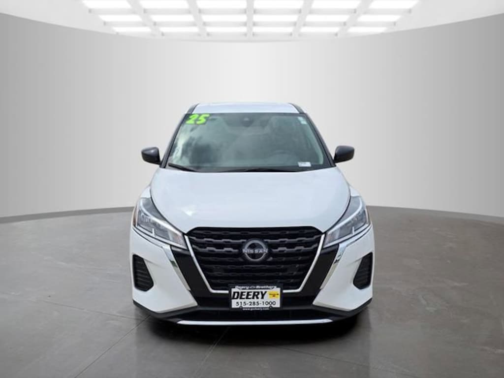 Used 2025 Nissan Kicks Play S