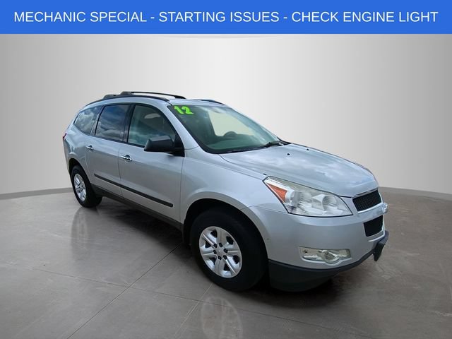 Used 2012 Chevrolet Traverse LS with VIN 1GNKREEDXCJ181492 for sale in Pleasant Hill, IA