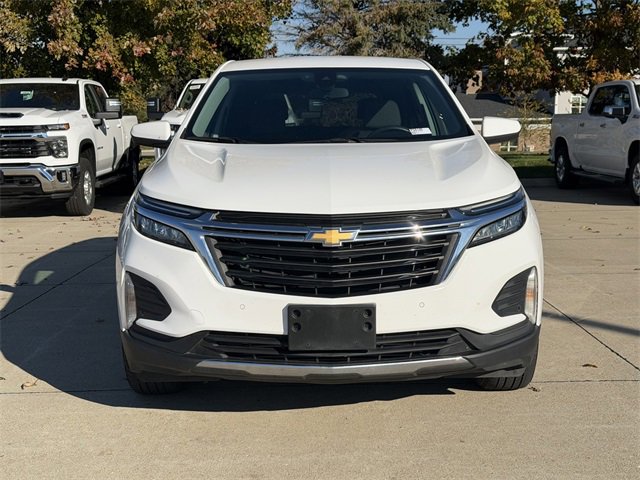 2022 Chevrolet Equinox LT photo 2