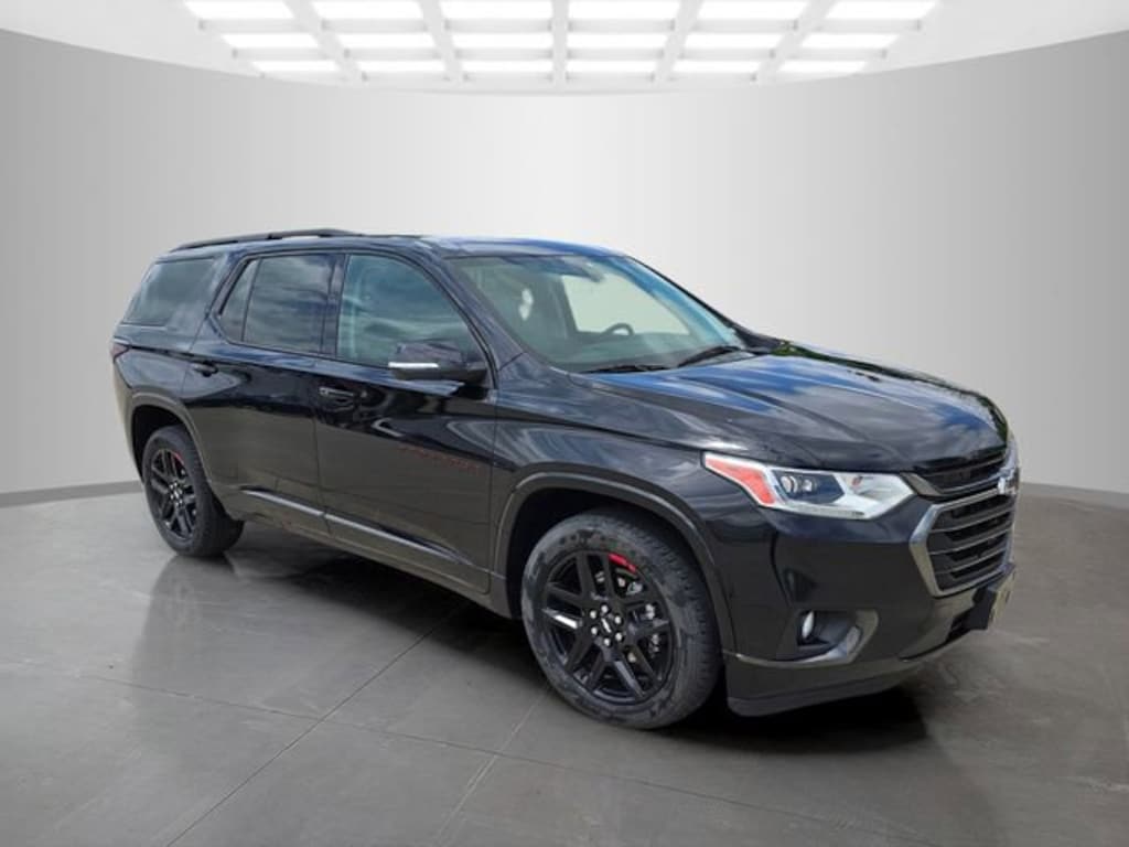 Used 2021 Chevrolet Traverse Premier SUV