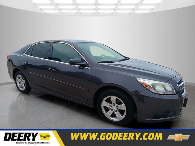 2013 Chevrolet Malibu 1LS's photo