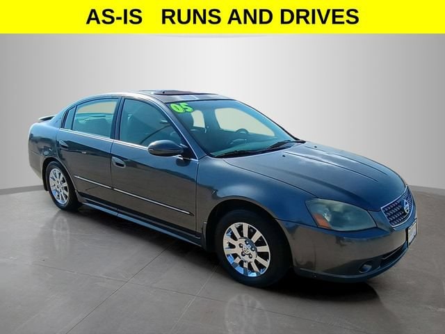 Used 2005 Nissan Altima S with VIN 1N4AL11E55C299203 for sale in Pleasant Hill, IA