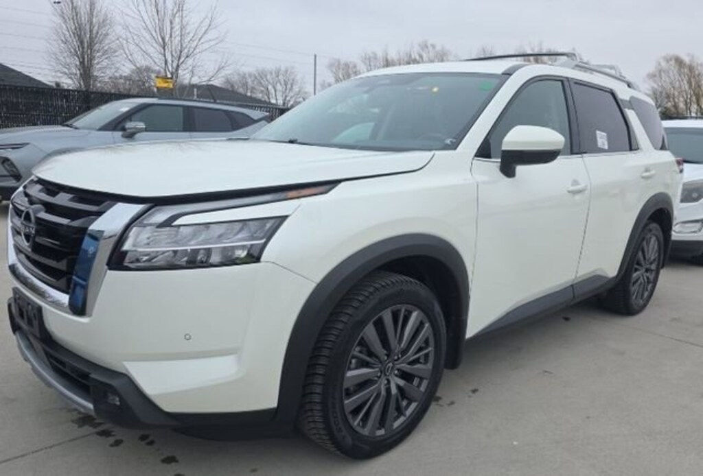 Used 2022 Nissan Pathfinder SL