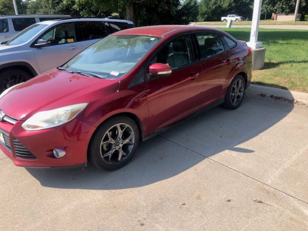 Used 2013 Ford Focus SE Sedan