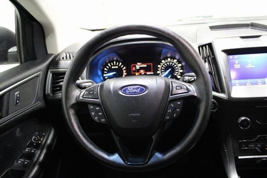 Used 2020 Ford Edge SE