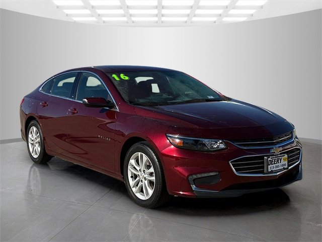 Used 2016 Chevrolet Malibu 1LT with VIN 1G1ZE5ST2GF300670 for sale in Pleasant Hill, IA