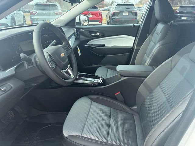 2026 Chevrolet Trax LT - Photo 11