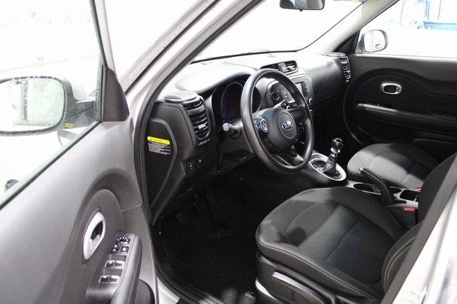 Used 2019 Kia Soul Base with VIN KNDJN2A23K7652400 for sale in Pleasant Hill, IA