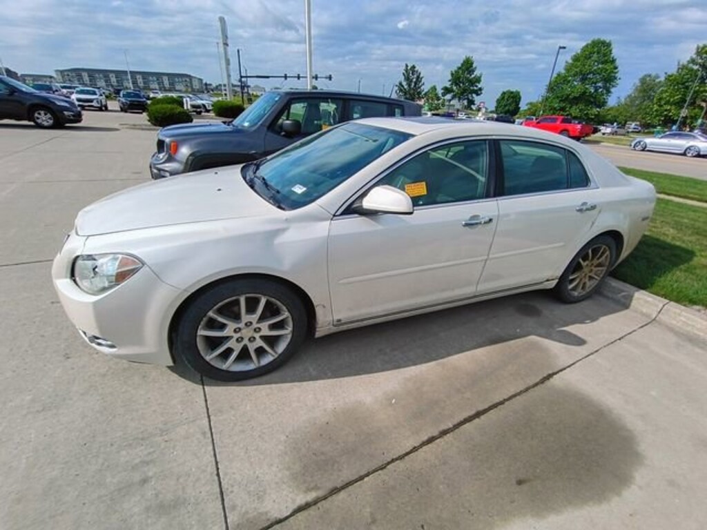 Used 2010 Chevrolet Malibu LTZ Car