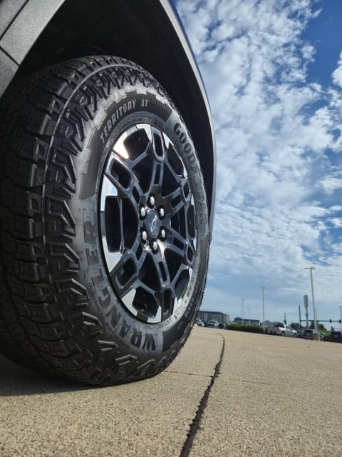 2027 Chevrolet Traverse Z71 - Photo 12