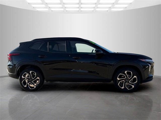 2026 Chevrolet Trax photo 3