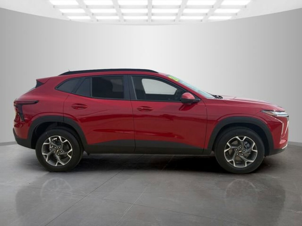 New 2026 Chevrolet Trax LT SUV