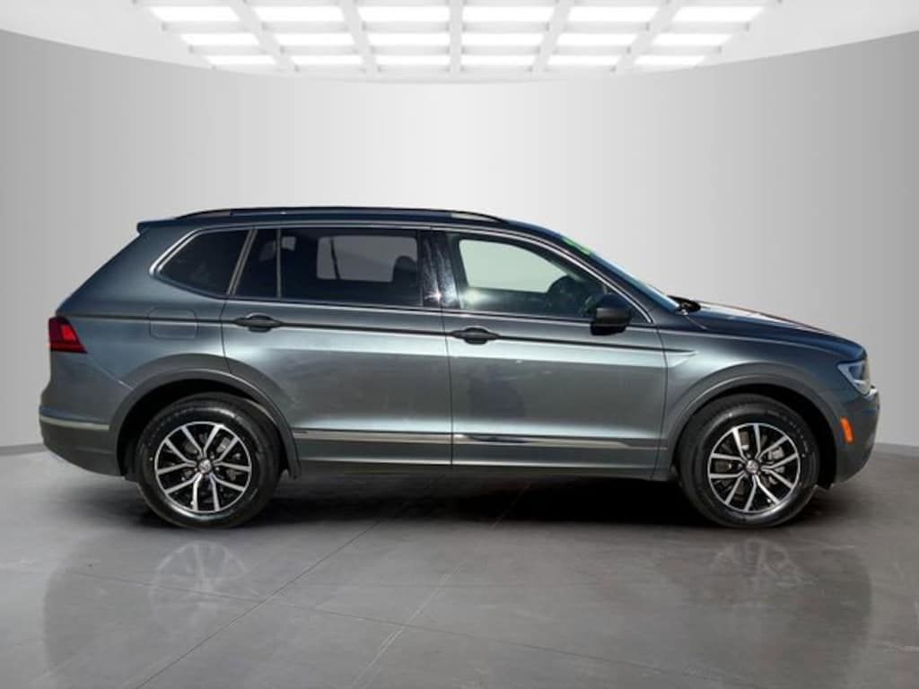 Used 2021 Volkswagen Tiguan SE