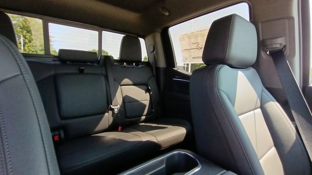 2026 Chevrolet Silverado 1500 LT - Photo 11