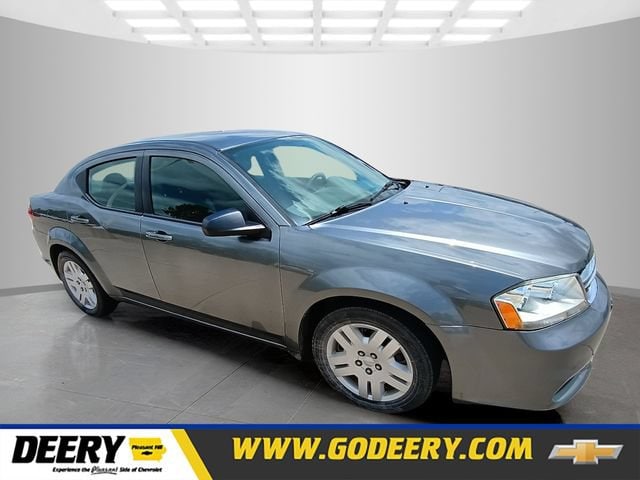 2013 Dodge Avenger SE's photo