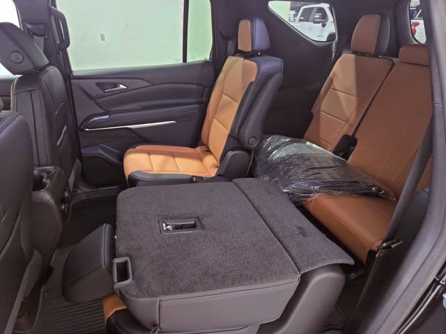 2027 Chevrolet Traverse Z71 - Photo 45