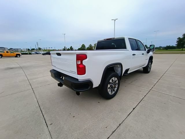 2026 Chevrolet Silverado 2500 HD Custom - Photo 13