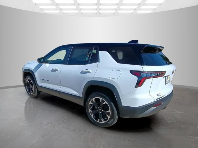 2027 Chevrolet Equinox LT - Photo 10