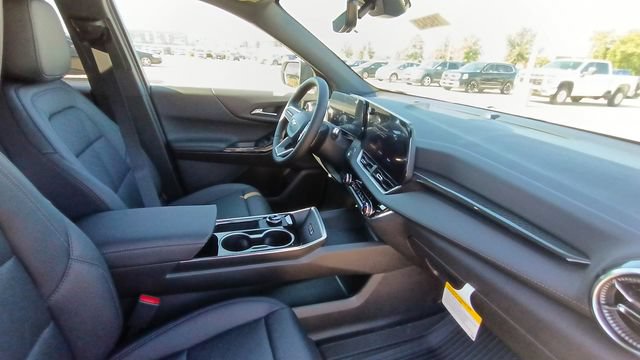 2027 Chevrolet Equinox LT - Photo 17