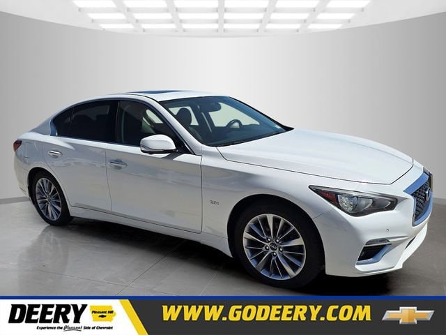 2018 INFINITI Q50 2.0t LUXE AWD's photo