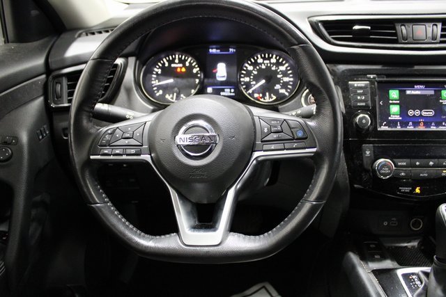 2019 Nissan Rogue SV photo 4