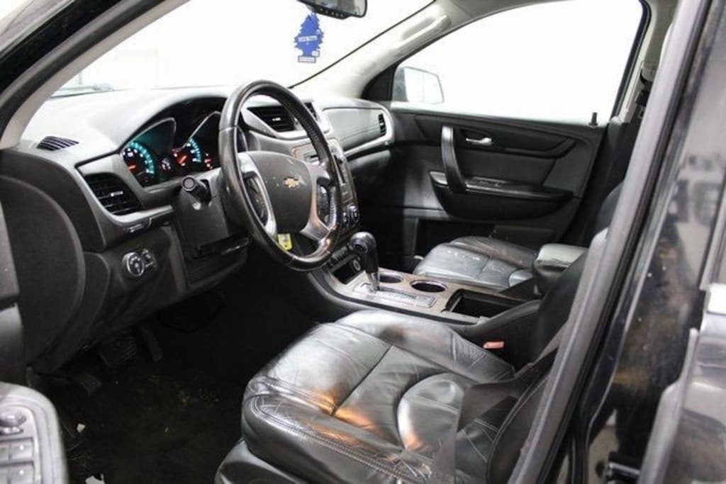 Used 2014 Chevrolet Traverse LT SUV