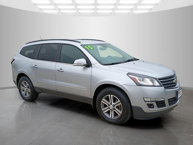 Used 2015 Chevrolet Traverse 2LT with VIN 1GNKVHKD4FJ264776 for sale in Pleasant Hill, IA