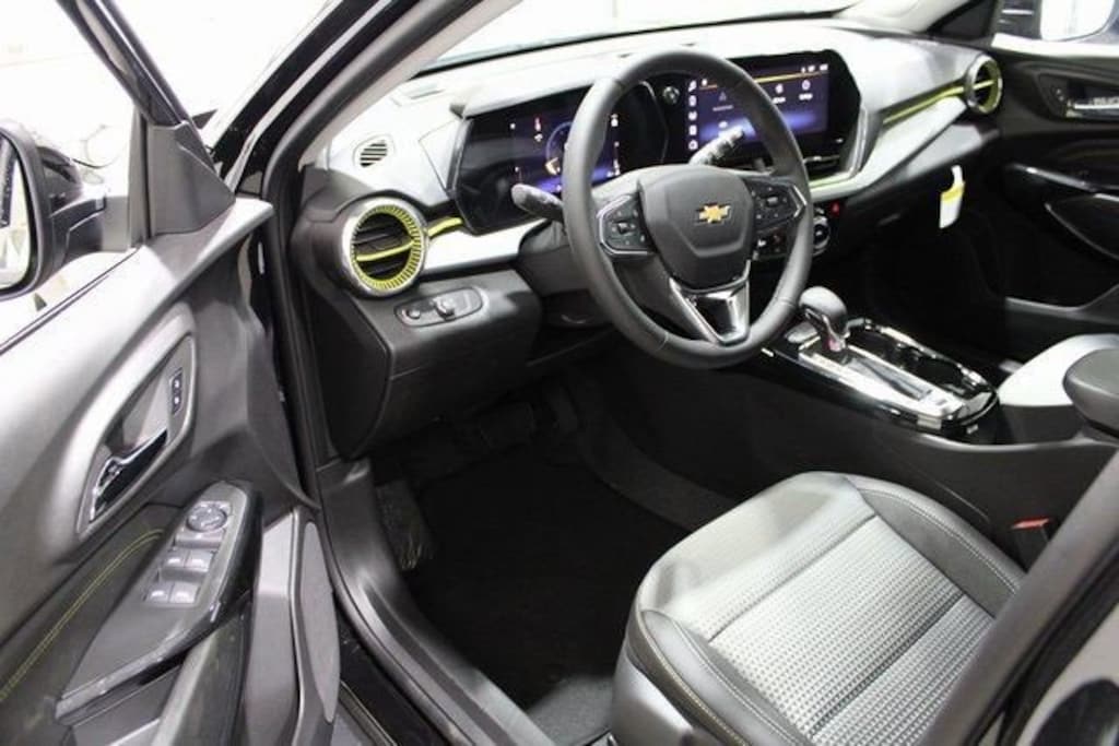 New 2026 Chevrolet Trax LT SUV