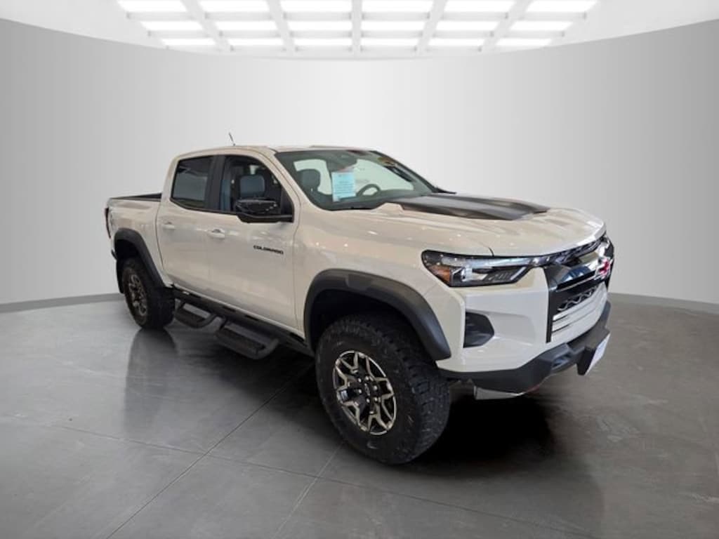 New 2026 Chevrolet Colorado ZR2 Truck
