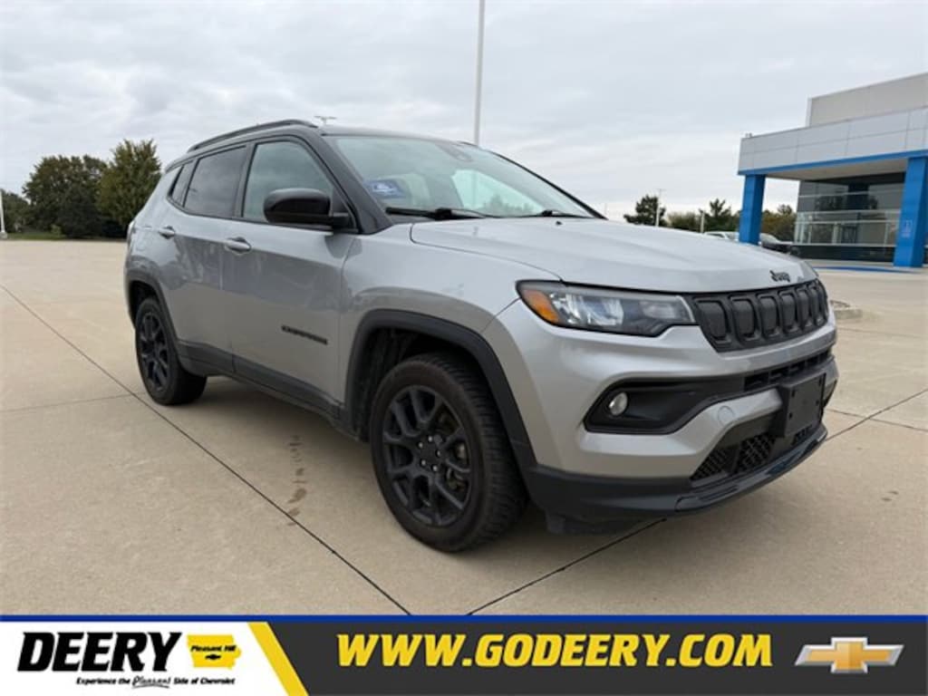 Used 2022 Jeep Compass Altitude