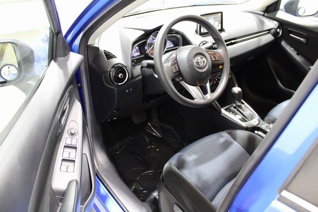 2017 Toyota Yaris iA photo 2