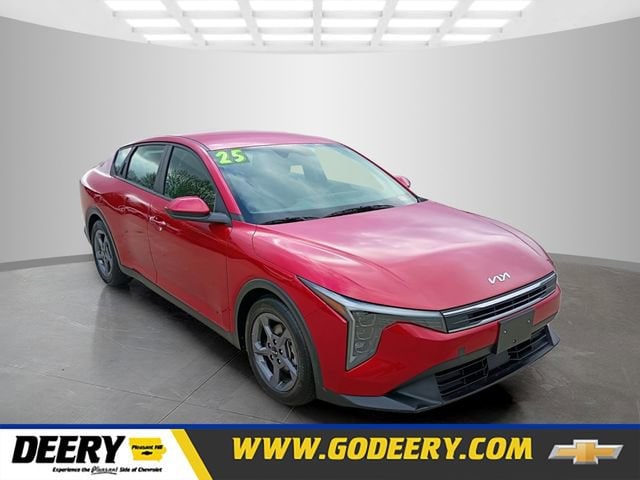 2025 Kia K4 LXS AT's photo