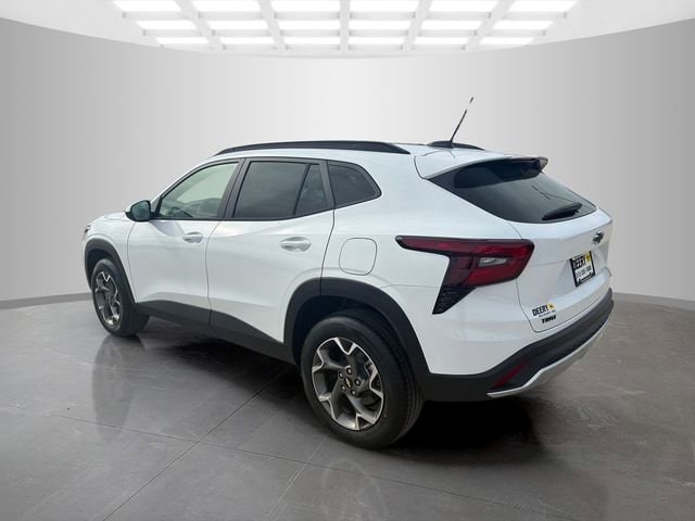 2026 Chevrolet Trax LT - Photo 6