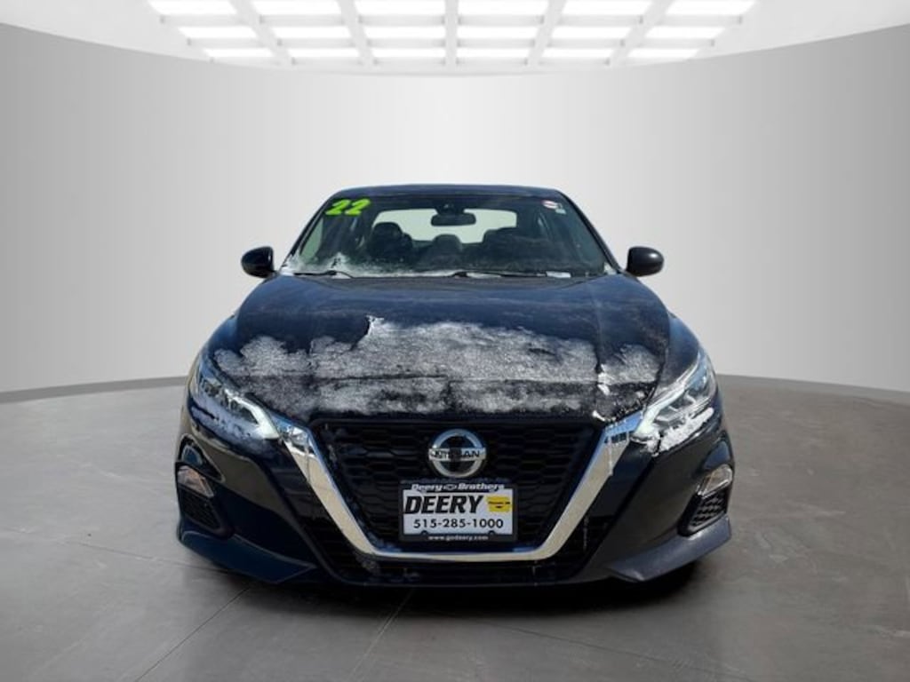 Used 2022 Nissan Altima 2.5 SV