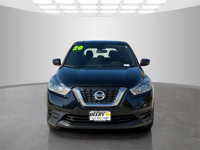 Used 2020 Nissan Kicks S with VIN 3N1CP5BV2LL571417 for sale in Pleasant Hill, IA