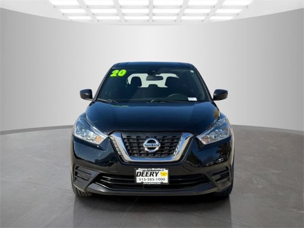 Used 2020 Nissan Kicks S