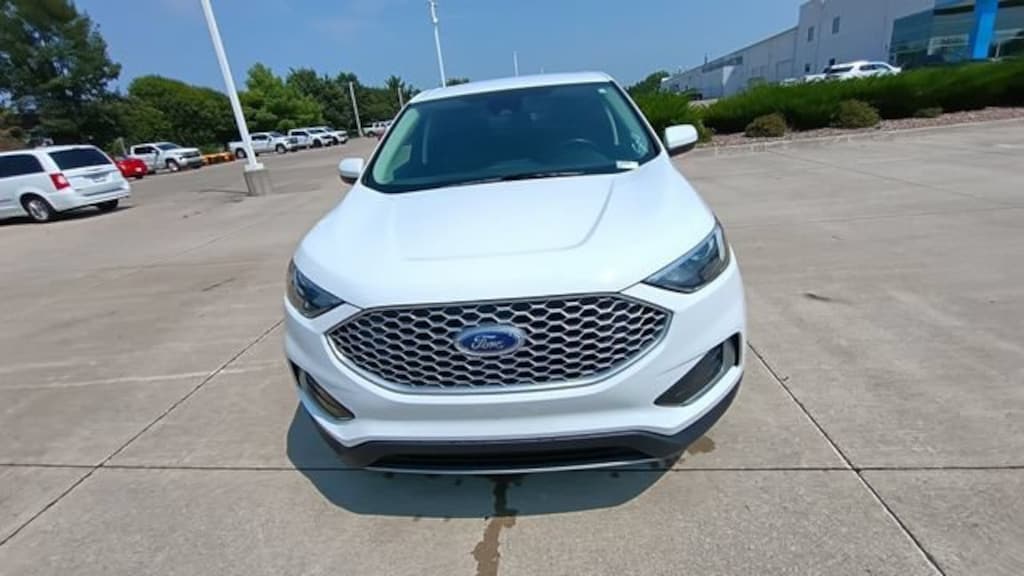 Used 2024 Ford Edge SEL