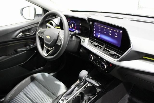 2026 Chevrolet Trax LT - Photo 30