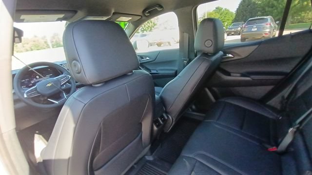 2027 Chevrolet Equinox LT - Photo 14