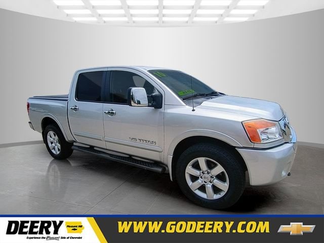 2010 Nissan Titan LE 4X4 Crew Cab SWB's photo
