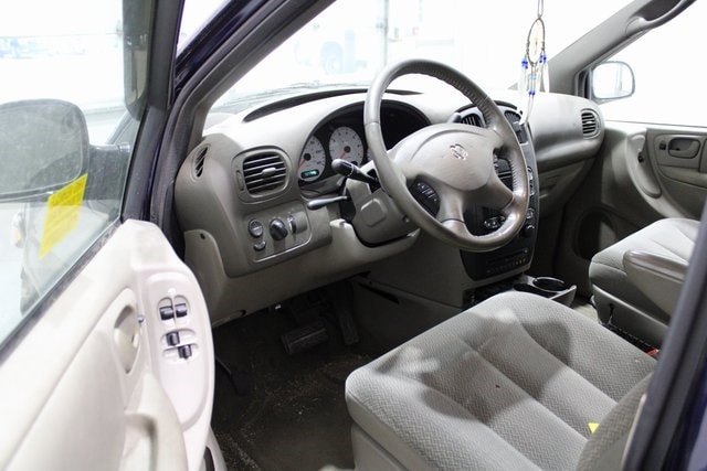 Used 2004 Dodge Grand Caravan SXT with VIN 2D4GP44L64R574395 for sale in Pleasant Hill, IA