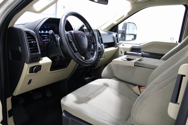 2017 Ford F-150 XLT photo 3