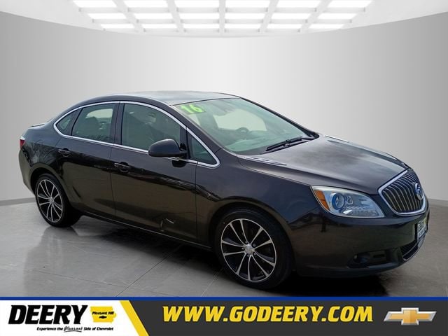 2016 Buick Verano Sport Touring's photo