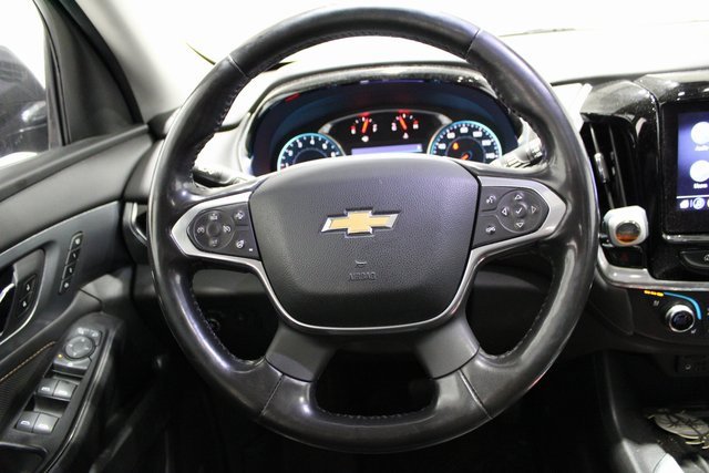 2020 Chevrolet Traverse Premier photo 3