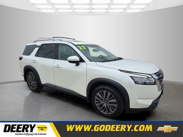 2022 Nissan Pathfinder SL 4WD's photo